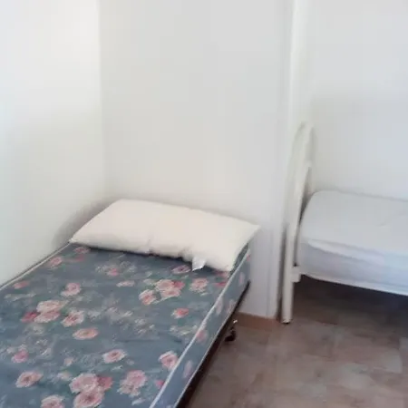 100 Metri Dal Mare *